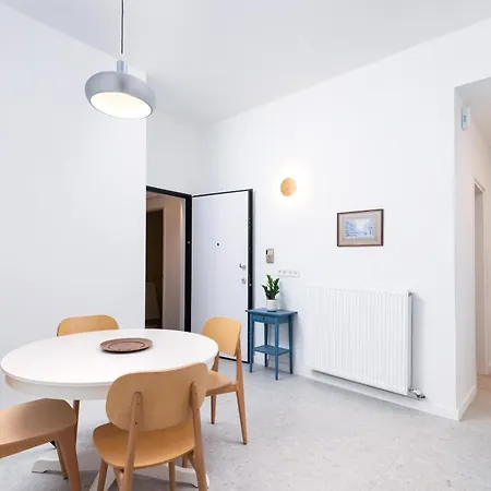 Zen Peace, Exarchia Apartment