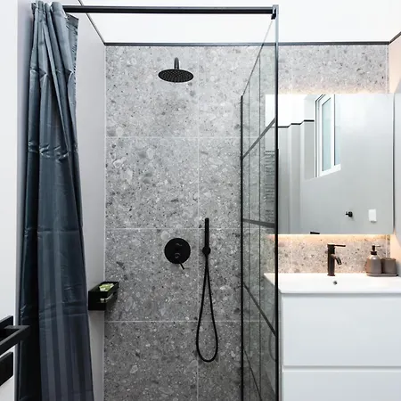 Zen Peace, Exarchia Apartment Athens